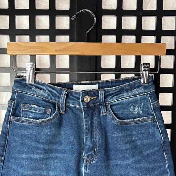 👖VERVET Flying Monkey High Rise Mom Jeans Size 25 Distressed Knee Cuffed NWT👖 - Picture 4 of 15